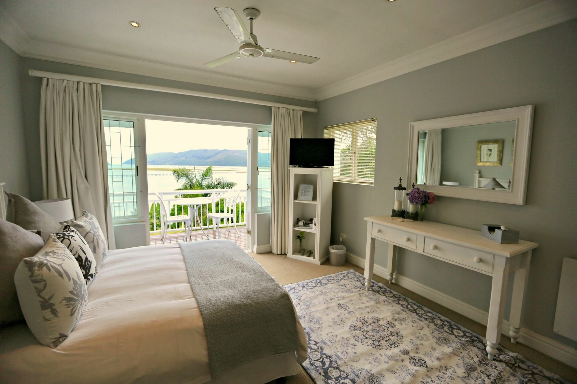 Roseroc Boutique Guesthouse นิสนา ภายนอก รูปภาพ